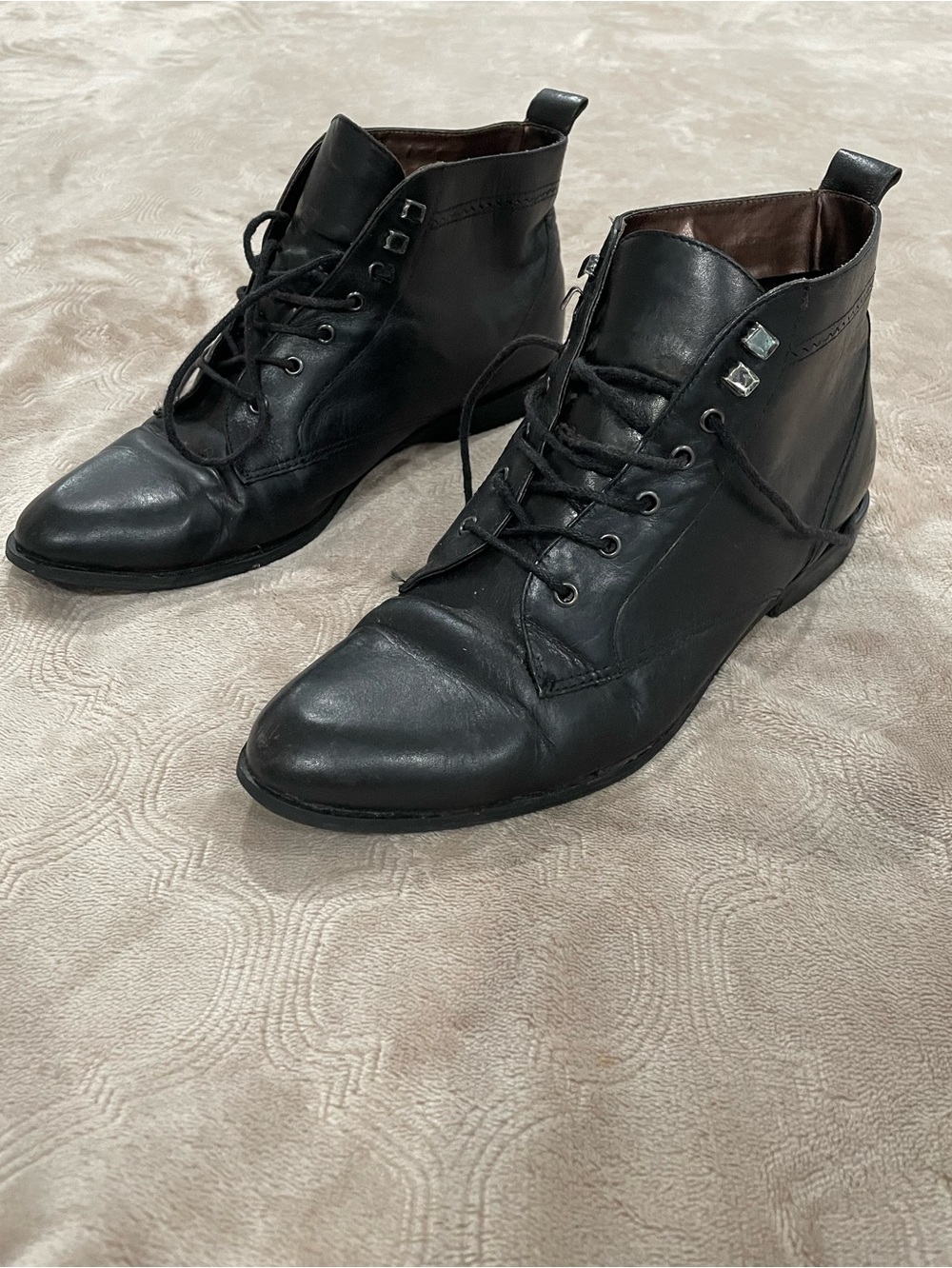 Vintage Via Nova boots
